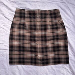 🤎 Vintage Evidence Brown Plaid Skirt Size 13 

Description: